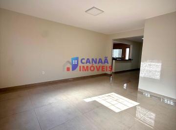 Casa · 200m² · 3 Quartos · 2 Vagas · Casa à venda no Vigilato Pereira | 3 quartos, 1 suíte, área gourmet e 200m² construídos