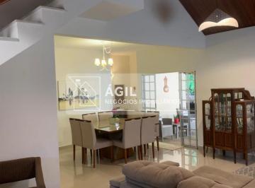 Foto 01 · Vende-se Casa Assobradada no Condomínio Recanto da Serra no Urbanova II - São José dos Campos