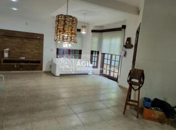 Foto 01 · Vende-se Casa Sobrano com quintal no condomínio Eldorado, Urbanova - São José dos Campos