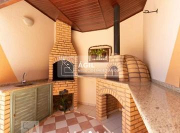 Foto 01 · Vende-se apartamento duplex em excelente localização - Bosque dos Eucaliptos