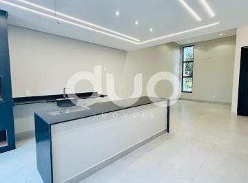 Casa · 169m² · 3 Quartos · 2 Vagas · Casa alto padrão em Condomínio Fechado