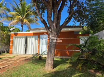 Casa · 100m² · 3 Quartos · 4 Vagas · Condomínio Solar de Brasília, Quadra 2 - Casa à venda, terréa, 3 quartos, sendo 1 suíte.