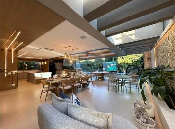 Casa · 488m² · 5 Quartos · 4 Vagas · Casa com 5 quartos à venda em Riviera - SP
