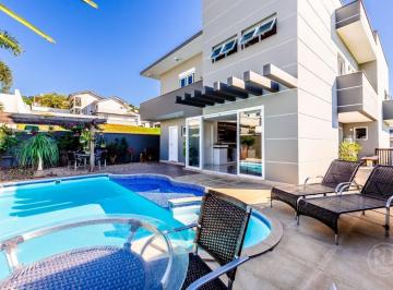 Casa · 290m² · 3 Quartos · 2 Vagas · Condomínio Golden Park - Casa Alto Padrão com Piscina a Venda