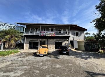 Apartamento · 2 Quartos · Apartamento para locação no bairro Itoupava Central.