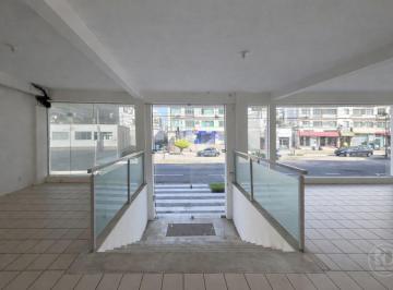 Comercial · 430m² · Aluga loja com 430 m² localizada na rua Antonio da Veiga em Blumenau - SC