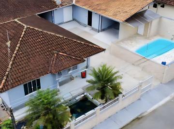 Casa · 3 Quartos · Vendo Casa com Piscina, 03 Quartos (01 Suíte) - Bairro Bateias - Brusque