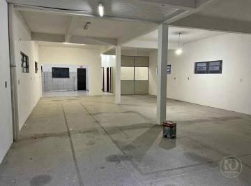 Comercial · 145m² · 6 Vagas · Ampla sala comercial para locação no bairro Itoupava Central.