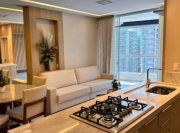 Apartamento · 140m² · 3 Quartos · 3 Vagas · Apartamento Alto Padrão Mobiliado com Vista para o Mar – 3 Suítes e 3 Vagas | Meia Praia – Itapema