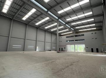 Comercial · 1753m² · 20 Vagas · Alugo Amplo Galpão Novo com 1.896m², Cidade de Indaial