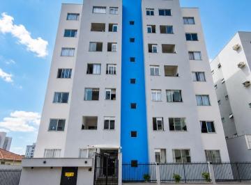 Apartamento · 70m² · 2 Quartos · 1 Vaga · APARTAMENTO AMPLO À VENDA NA ITOUPAVA SECA | 70m² PRIVATIVOS | 2 DORMITÓRIOS (1 SUÍTE) | LIVRE DE EN