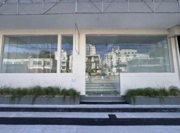 Comercial · 430m² · loja com 430 m² localizada na rua Antonio da Veiga em Blumenau - SC