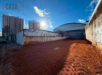 26f086e07428064edcc97583597e923bac57d9fb · Terreno plano à venda no Largo do Divino - Sorocaba/SP