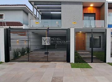 Casa · 197m² · 3 Quartos · 4 Vagas · Sobrado no bairro Igara, em Canoas