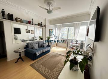 Apartamento · 80m² · 2 Quartos · Entrou, Gostou e Alugou! | Copacabana | Quadra da Praia | Mobiliado