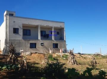 Foto 02 · CHÁCARA COM CASA D 240M² NOVA, PÉ DIREITO 3MT, ESCRITURADA E REGISTRADA, POÇO ARTESIANO, PROX AO ASF