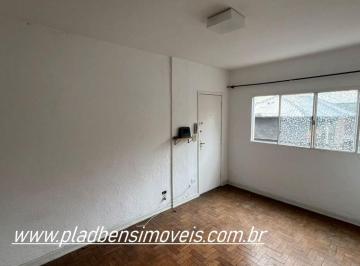 Apartamento en Aluguel de 2 quartos Bela Vista · Apto. bem iluminado, com dormitórios amplos, na Rua Herculano De Freitas, n°307,