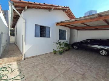 Casa de 3 quartos, Taboão da Serra · Casa Térrea com 3 Quartos, 2 Vagas e Edícula, Potencial Para Residência, Comércio e Investimento.