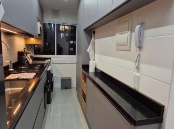 Apartamento de 2 quartos, São José dos Pinhais · Apartamento impecável, semimobiliado, com 2 quartos, localizado em condomínio clube, no Aristocrata,