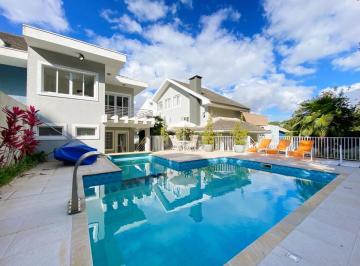 Casa de 5 quartos, Curitiba · CASA DE ALTO PADRÃO | PISCINA AQUECIDA | 5 SUÍTES | 10 VAGAS | ABRANCHES