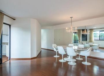Apartamento de 2 quartos, Curitiba · Apartamento 2 quartos Sacada e Churrasqueira com 101 m² em Bacacheri