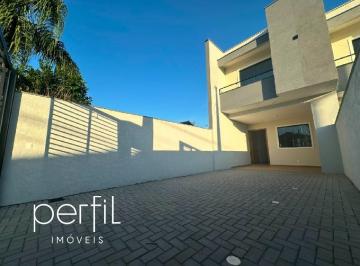 Foto 30 · Imóvel à venda em Joinville-SC: Casa com 3 quartos, 2 salas, 3 banheiros e 2 vagas no Bom Retiro. Ve