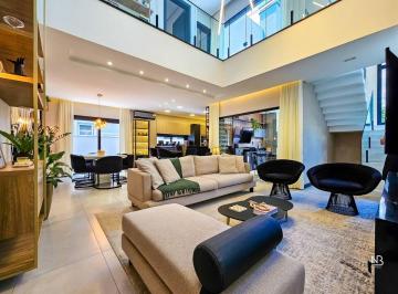 Casa · 228m² · 3 Quartos · 4 Vagas · Casa 3 suítes · 228 m² — Alphaville