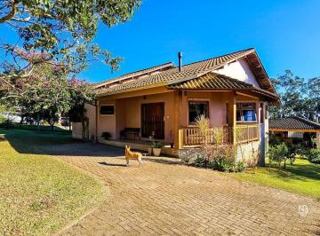 Casa · 300m² · 3 Quartos · 4 Vagas · Casa 3 dormitórios · 300 m² — Paragem dos Verdes Campos