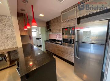 Apartamento · 3 Quartos · 2 Vagas · Apartamento em América, Joinville com 3 Dormitórios e Suíte por R$4.000+taxas...
