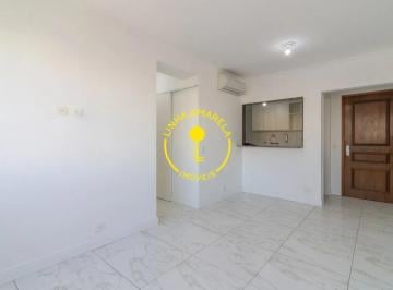 Apartamento · 75m² · 3 Quartos · 2 Vagas · 75m² - 3 dorm - 1(suíte) - 2 vagas - Próxmo ao Metro Campo Belo