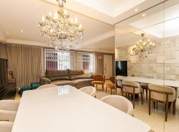 Casa · 239m² · 3 Quartos · 3 Vagas · Lindo sobrado pertinho do Barigui!