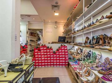 Comercial · 69m² · 1 Vaga · Loja na Avenida Brigadeiro Faria Lima, 1795 - Loja • 69 m²