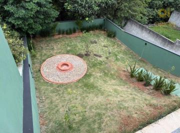 Casa · 273m² · 3 Quartos · 4 Vagas · Casa de Condomínio para venda em Suru de 273.00m² com 3 Quartos, 3 Suites e 4 Garagens