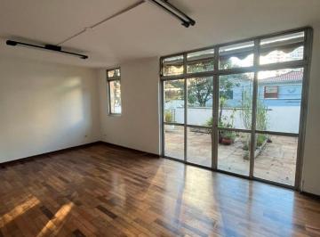 Casa de 3 quartos, São Paulo · Sobrado com 234 m² de área construída para uso residencial ou comercial – Vila Madalena