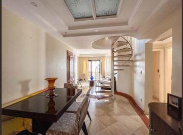 Localizado na vibrante cidade de São Paulo, este apartamento oferece uma excelen · Apartamento à Venda - Freguesia do Ó, 3 Quartos, 198 m2