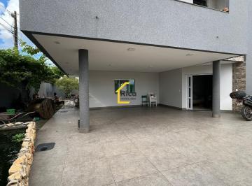 Casa · 316m² · 4 Quartos · 5 Vagas · VICENTE PIRES: Sobrado de Luxo c/ Lago de Carpas, 4 suítes e Piscina!
