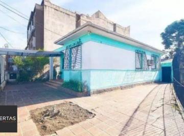 Casa · 120m² · 3 Quartos · 2 Vagas · Casa de 3 quartos e 2 vagas no bairro Medianeira PARA ALUGAR