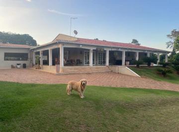 Casa de 5 quartos, Salto · Chácara de 5000 m² com 5 quartos à venda em condominio fechado