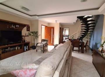 Casa · 198m² · 4 Quartos · 4 Vagas · 🏡 **SOBRADO ESPETACULAR NA VILA MOREIRA: 4 Dormitórios, Sótão Versátil e 4 Vagas Cobertas!**