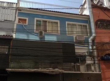 Comercial de 3 quartos, Niterói · Loja Térrea com Sobrado e Terraço em cima na Rua Lopes Trovão 421.