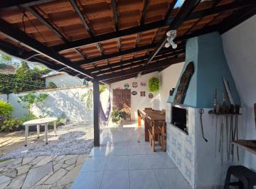 9aeb3396-805f-477c-a9e9-e622bf65fe47 · Elegante sobrado para venda em Ingleses do Rio Vermelho com 3 quartos, sendo 1 suíte, 164m²