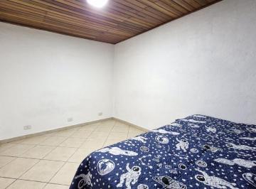 e737bb3e-8aa3-4917-bb76-4e776f5161a6 · Espetacular casa para venda em Vila Prado com 5 quartos, sendo 2 suítes, 203m²