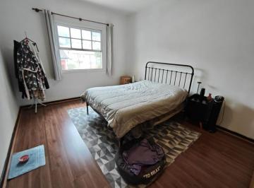 e8a7a9ef-a9fb-42e0-8527-3e798554a2e2 · Atraente casa de vila para venda em Saúde com 2 quartos, 130m²
