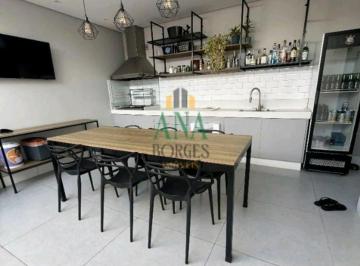 Casa · 2 Quartos · Casa Impecável com Suíte em Condomínio