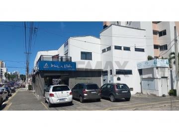 Comercial · "Locação de Sala Comercial: Espaço Moderno e Bem Localizado"