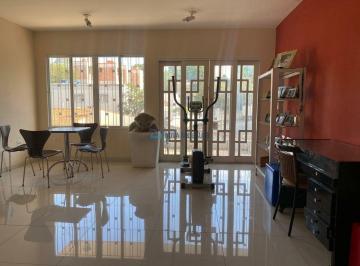 Casa · 424m² · 5 Quartos · 6 Vagas · Casa comercial / Residencial com 05 Dorms, sendo 03 suítes e 06 vagas de garagem - Bosque da Saúde