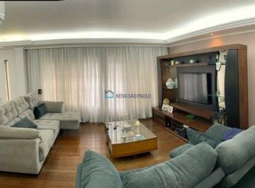 Casa · 340m² · 4 Quartos · 5 Vagas · Sobrado reformado, 4 Dormitórios, Bosque da Saúde