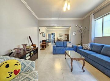 Casa · 160m² · 3 Quartos · 4 Vagas · Casa à venda com 3 dormitórios na Aclimação.
