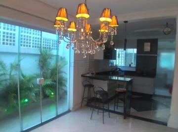 Casa · 250m² · 2 Quartos · 2 Vagas · Sobrado à Venda na Vila Ercília, Itaquaquecetuba - SP