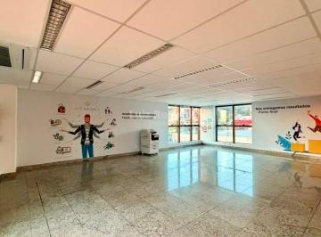 Comercial · 150m² · 4 Vagas · Sala comercial 150m² para locação no bairro Estoril com 4 vagas de garagem